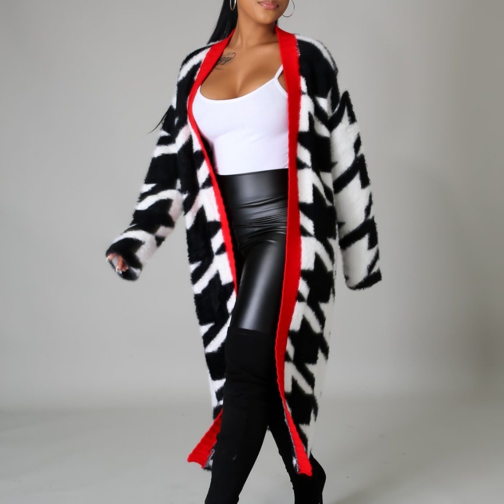 Red lined Houndstooth Cardigan